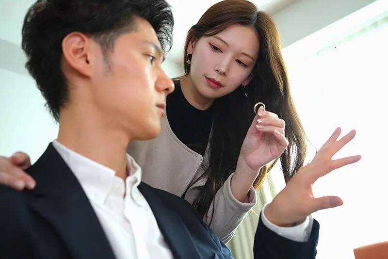 Cô vợ đi đi giã ngoại, anh xã ở nhà bị nhỏ em bà xã gạ chịch không trượt phát nào